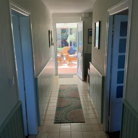 Les Voiles Vertes Bed and Breakfast Moidrey